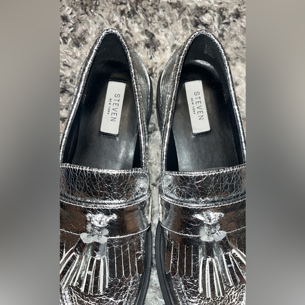 Silver Platforms - image 5